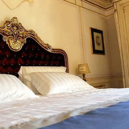 招待所 Les Royales 4*