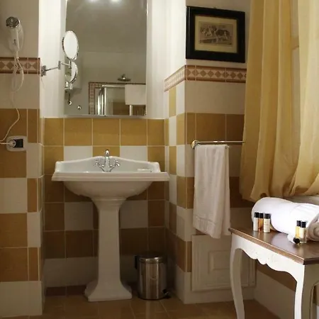 Les Royales 4*