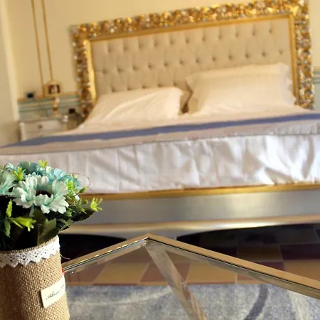 Les Royales Guest house *