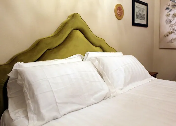 ゲストハウス Les Royales サッサリ